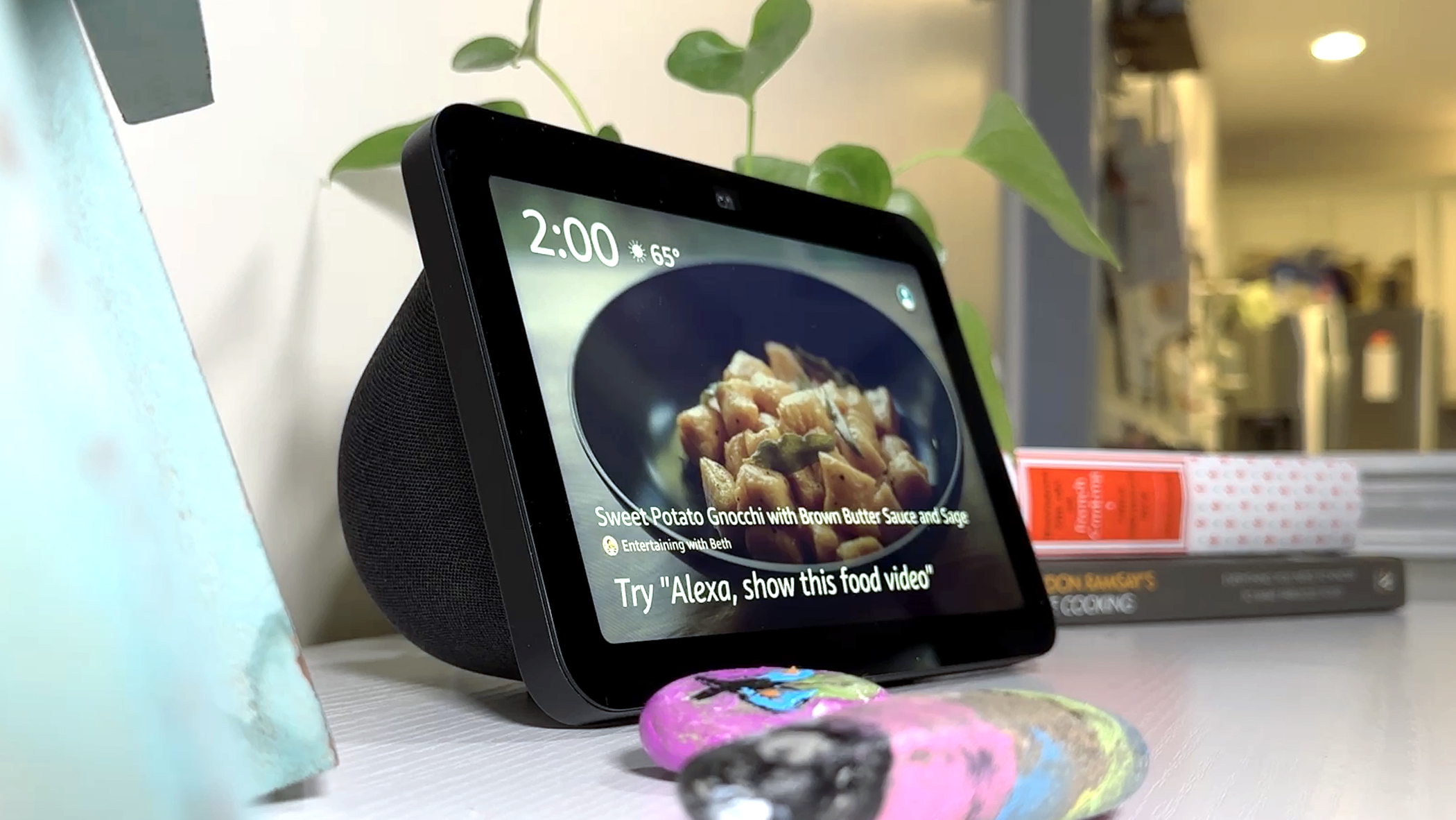 The Echo Show 8's design stands out from previous generations, particularly the speaker on the back. Other Echo Show devices have a tapered speaker back that doubles as a stand to hold the smart display up to make it self-standing. The latest Echo Show 8's speaker also props up the display, but it has a new design that is, in my humble opinion, an interesting choice.