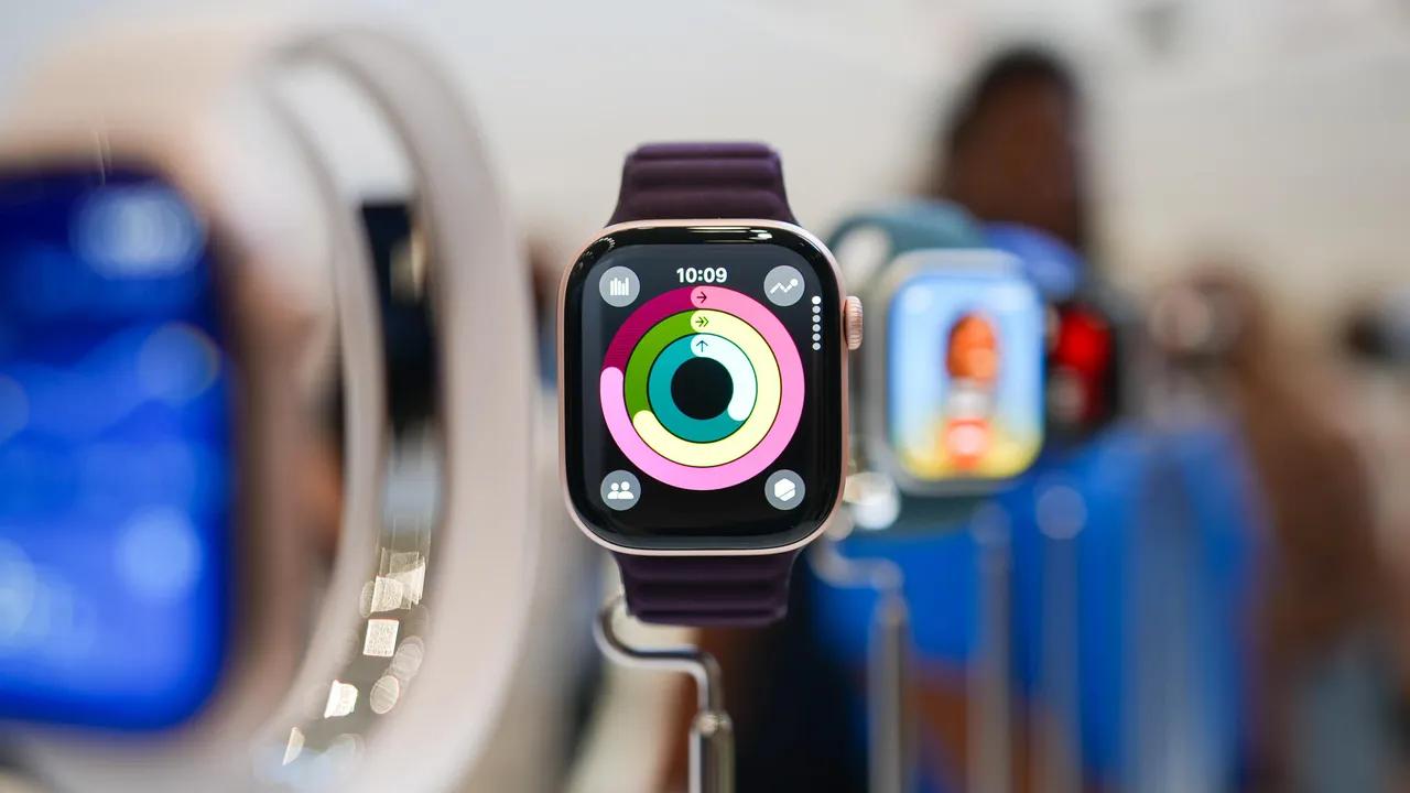 Your Next Apple Watch or Smart Ring Could Transform Healthcare